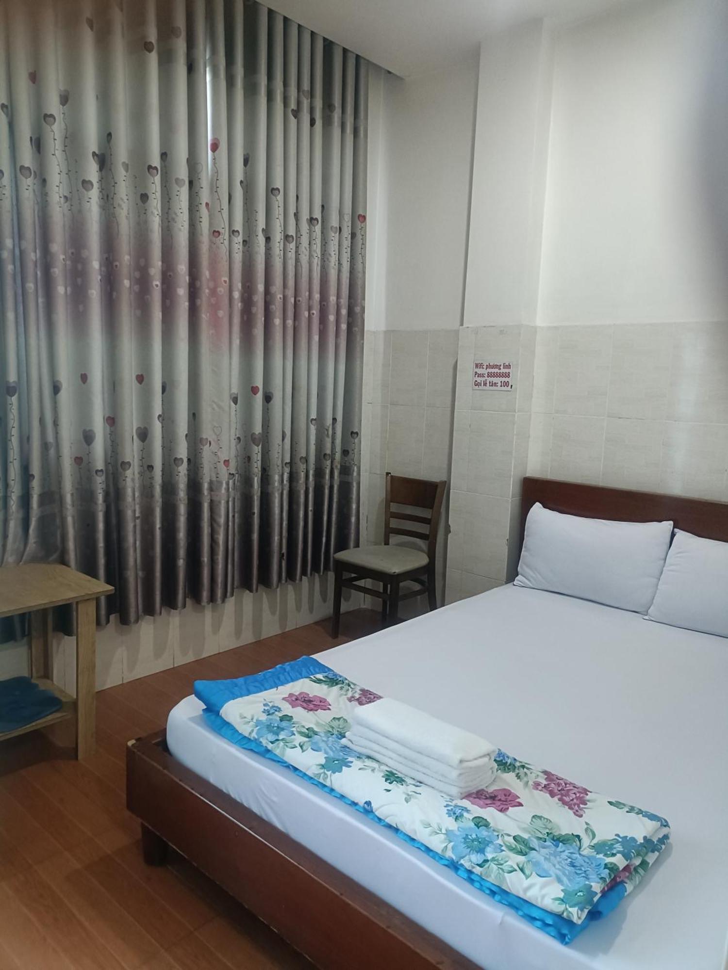 Hotel Phuong Linh Хошимин Экстерьер фото